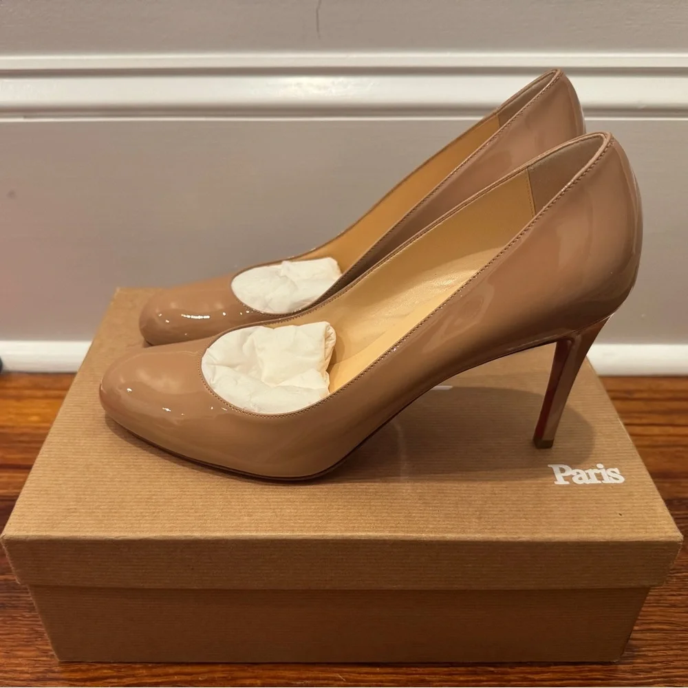 Christian Louboutin Beige Patent Leather Rounded Toe Pump Heels - Picture 2 of 16